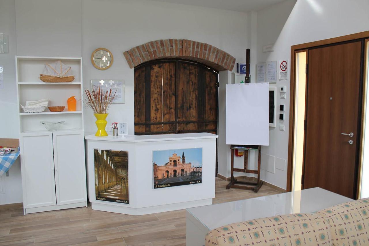Corte Nuova B&B Bagnolo San Vito Luaran gambar