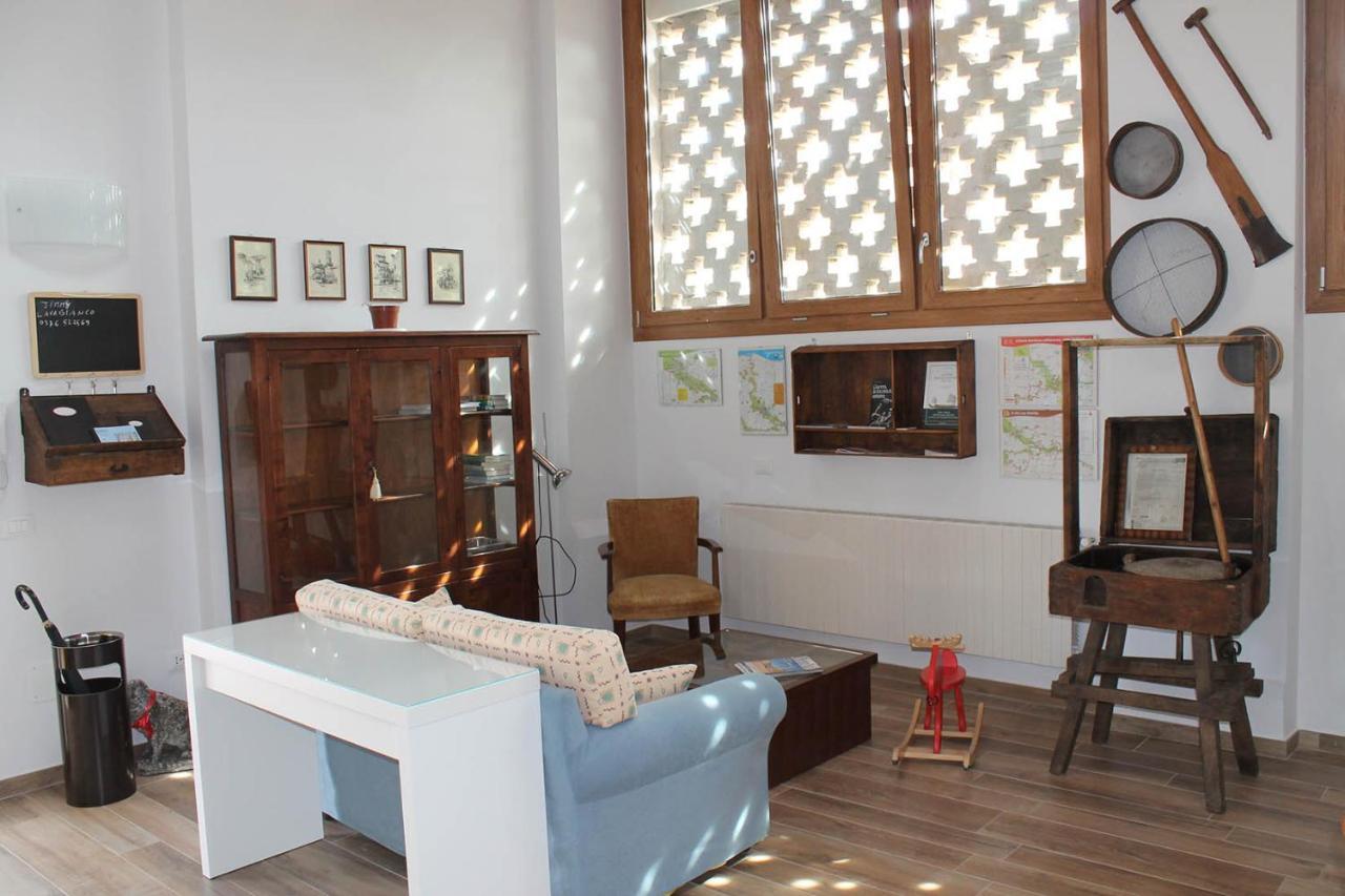Corte Nuova B&B Bagnolo San Vito Luaran gambar